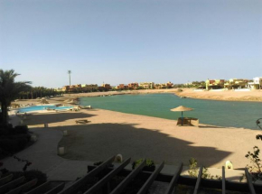 El Gouna 3 BR/ Pool/Lagoon/Kitchen